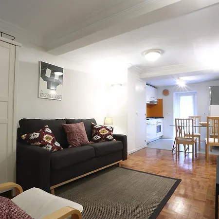 Iparralde By Smiling Apartman *